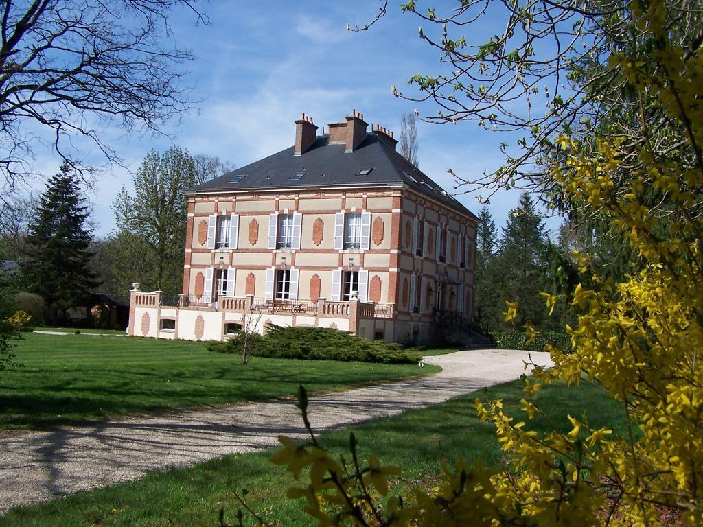 Chateau Des Bouffards Brinon-sur-Sauldre Zewnętrze zdjęcie